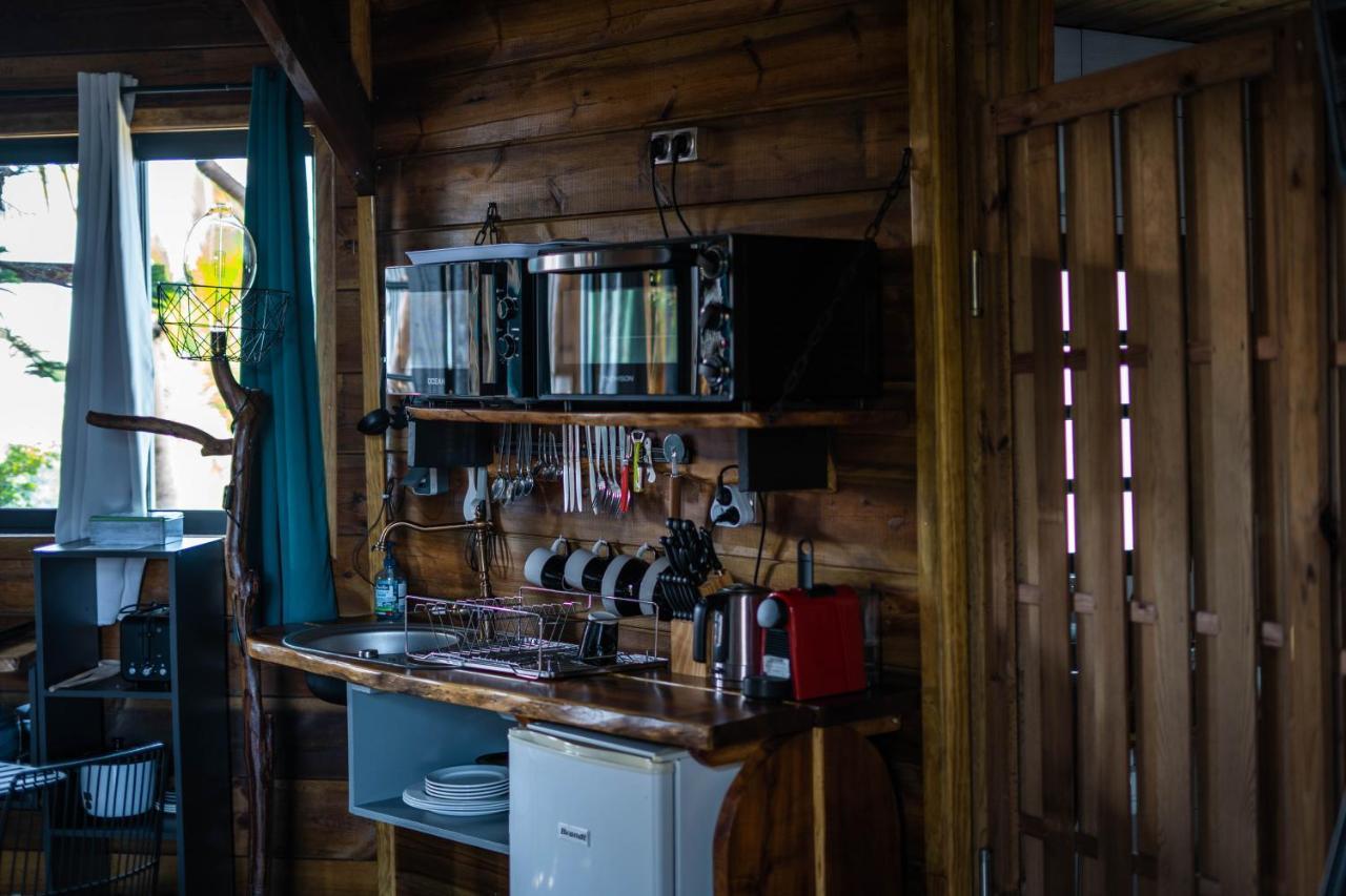 Les Hebergements Au Dy-Na Petite Île Esterno foto